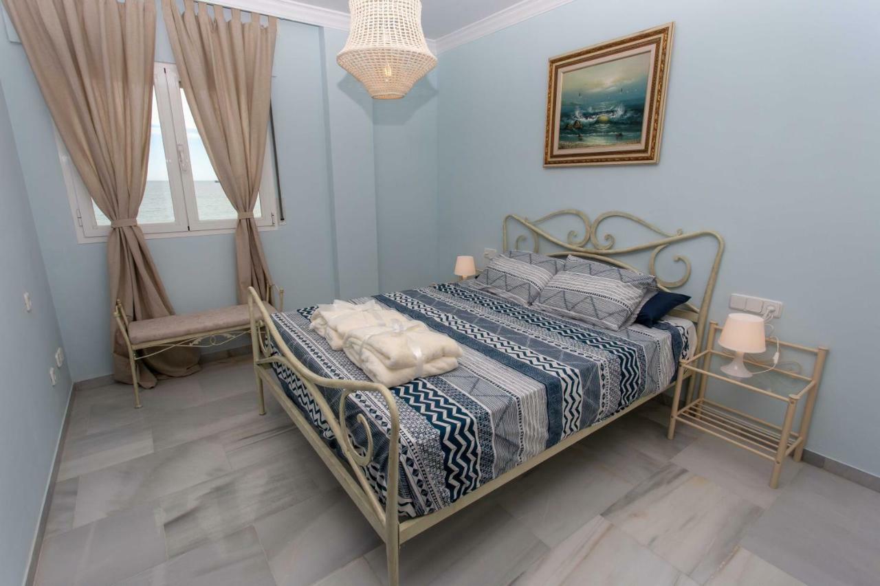 Villa Venecia, Apartamento De Lujo En 1º Linea De Playa + Parking Malaga Exterior photo